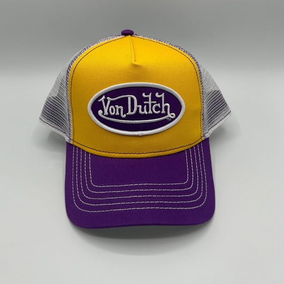 Von Dutch Trucker Hat NWT UNISEX - Picture 2 of 5